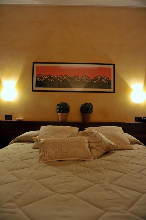 Hotel Parco Castelvetro Piacentino Cameră foto